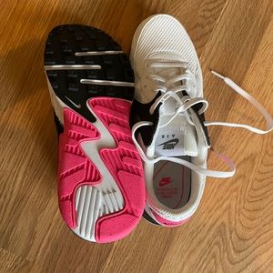 Brand new never work Nike air Max